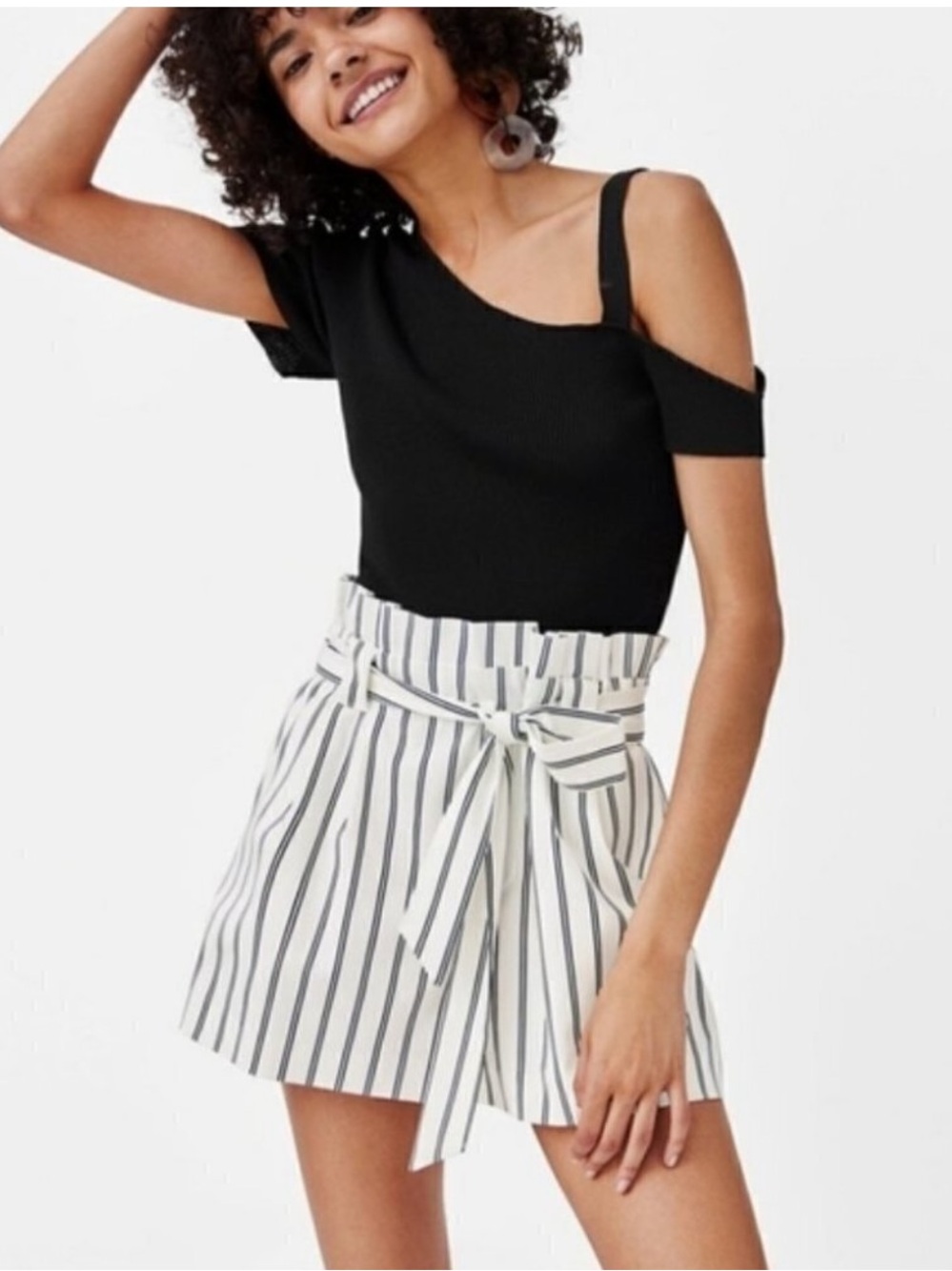 Zara White High-Waist Striped Paperbag Shorts